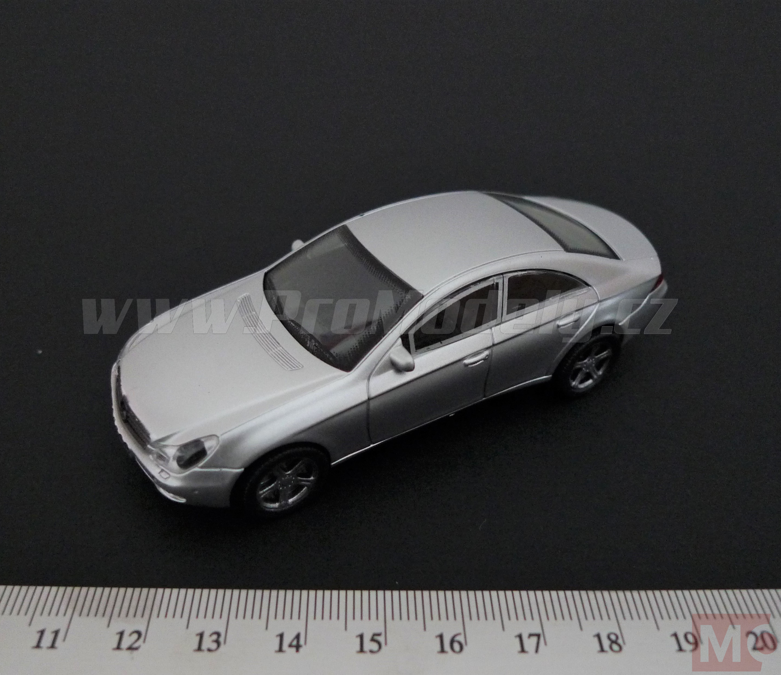Auto, barevné, 1:50